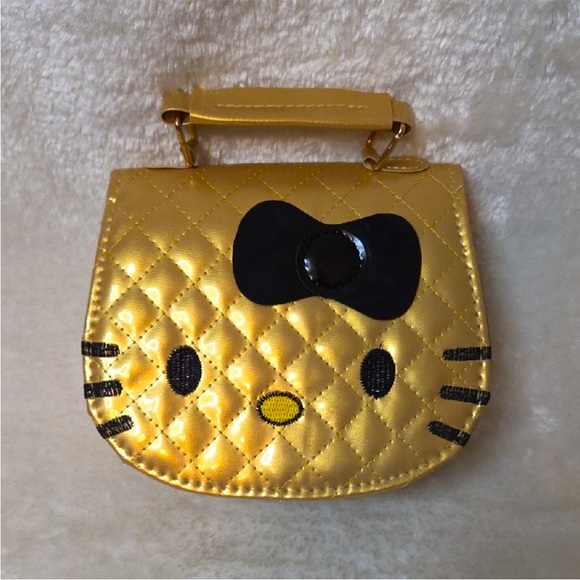 Hello Kitty Gold Crossbody - Picture 1 of 4